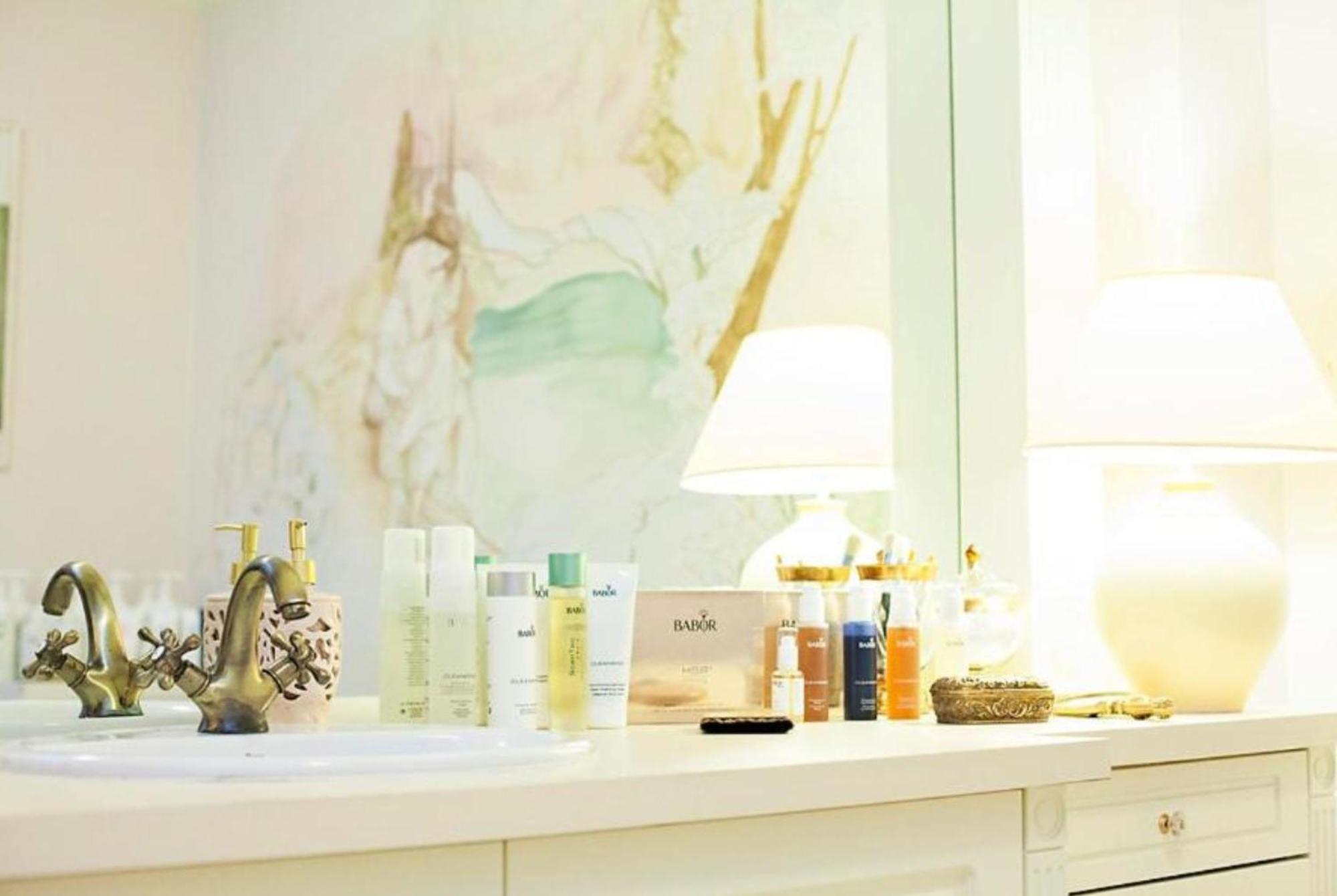 Palacyk Otrebusy Business & Spa Екстериор снимка